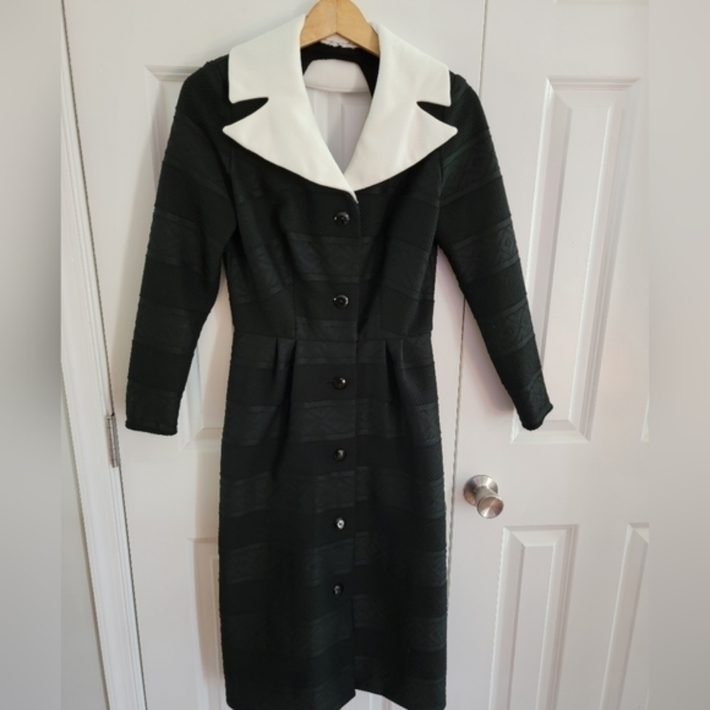 Vintage White Collared Key Hole‎ Back Black Dress Size XS UNIQUE